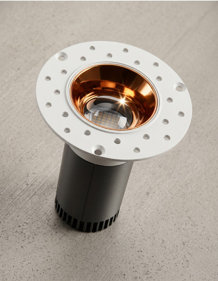 RECESSED TRIMLESS COB