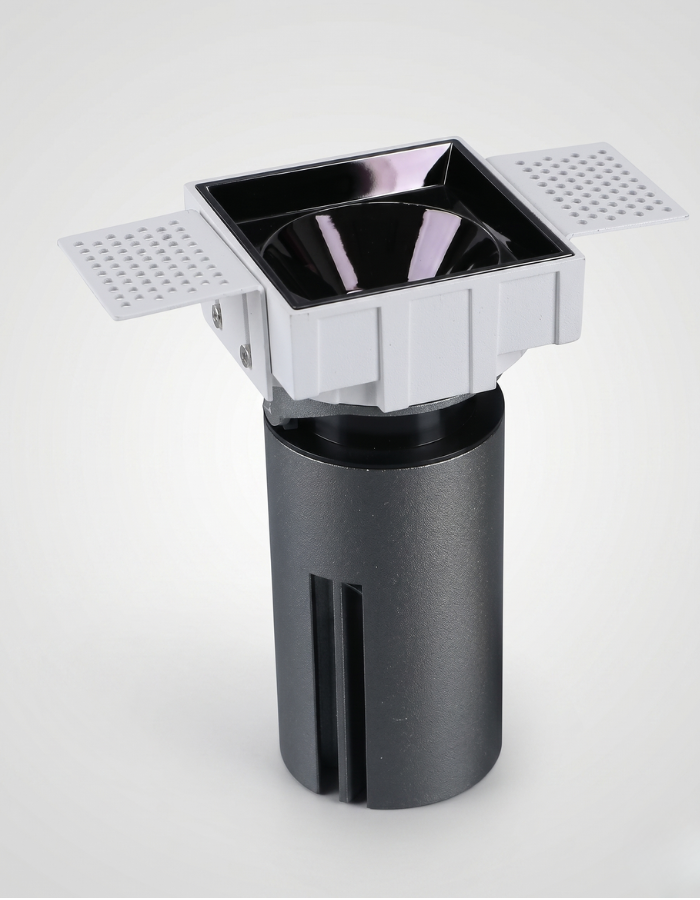 RECESSED TRIMLESS COB